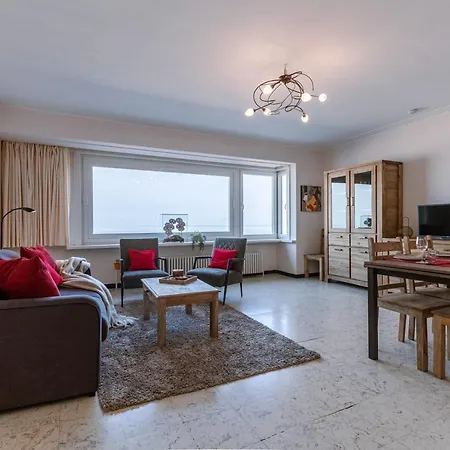 Charming With Frontal Seaview