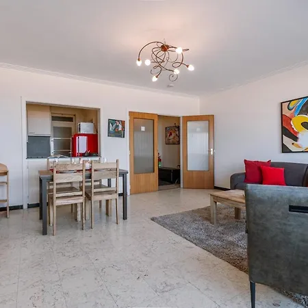 Charming With Frontal Seaview Apartment Ostend
